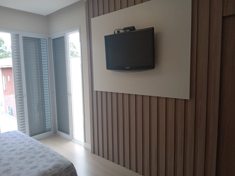 Casa Térrea com Piscina e 3 Dormitórios no Mosaico Essence - Mogi das Cruzes - 
