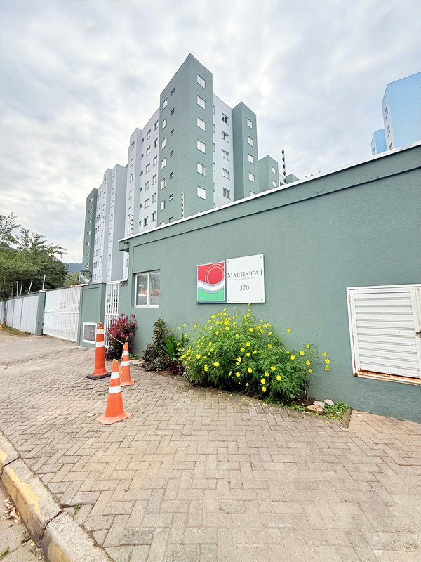 🏡 Pronto para morar – Apartamento mobiliado no 6º andar  - Caraguatatuba - 