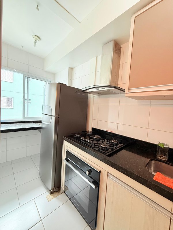 🏡 Pronto para morar – Apartamento mobiliado no 6º andar  - Caraguatatuba - 