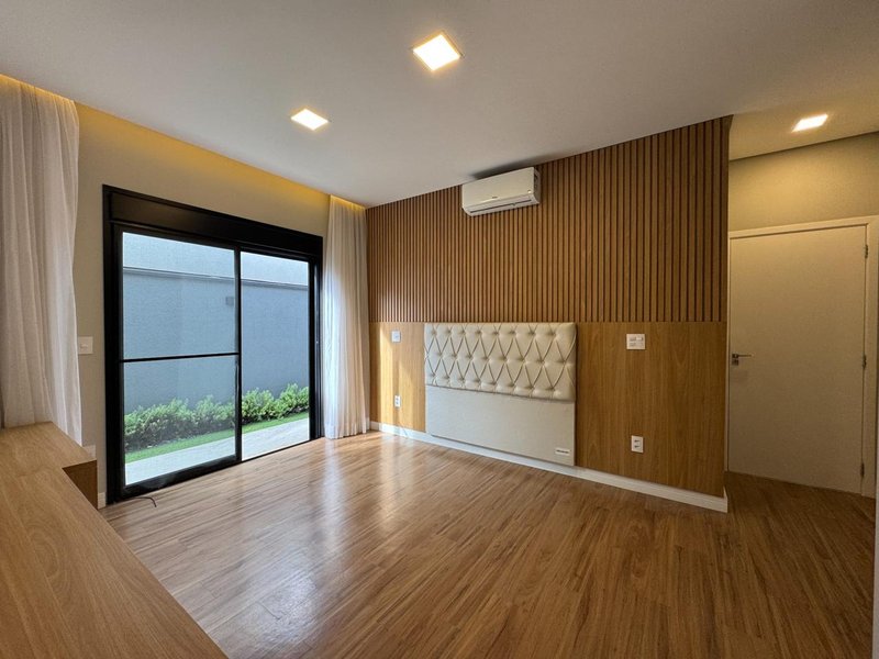 Casa Térrea de Luxo Semi-Mobiliada para Locação no Swiss Park - Campinas Rodovia Anhangüera Campinas - 