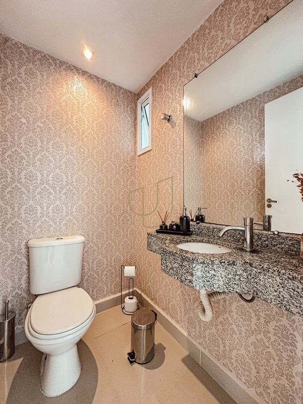 Apartamento com 3 Dormitórios no Grand Splendor Rua Corifeu de Azevedo Marques São José dos Campos - 