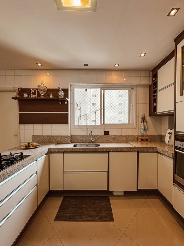 Apartamento com 3 Dormitórios no Grand Splendor Rua Corifeu de Azevedo Marques São José dos Campos - 
