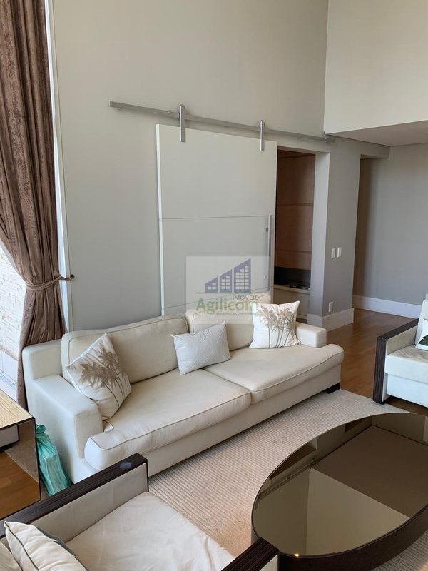 APARTAMENTO MOBILIADO PARA LOCAÇÃO EM VILA NOVA CONCEIÇÃO COM 2 SUÍTES E 3 VAGAS Rua Diogo Jácome São Paulo - 