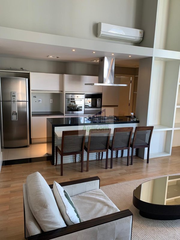 APARTAMENTO MOBILIADO PARA LOCAÇÃO EM VILA NOVA CONCEIÇÃO COM 2 SUÍTES E 3 VAGAS Rua Diogo Jácome São Paulo - 