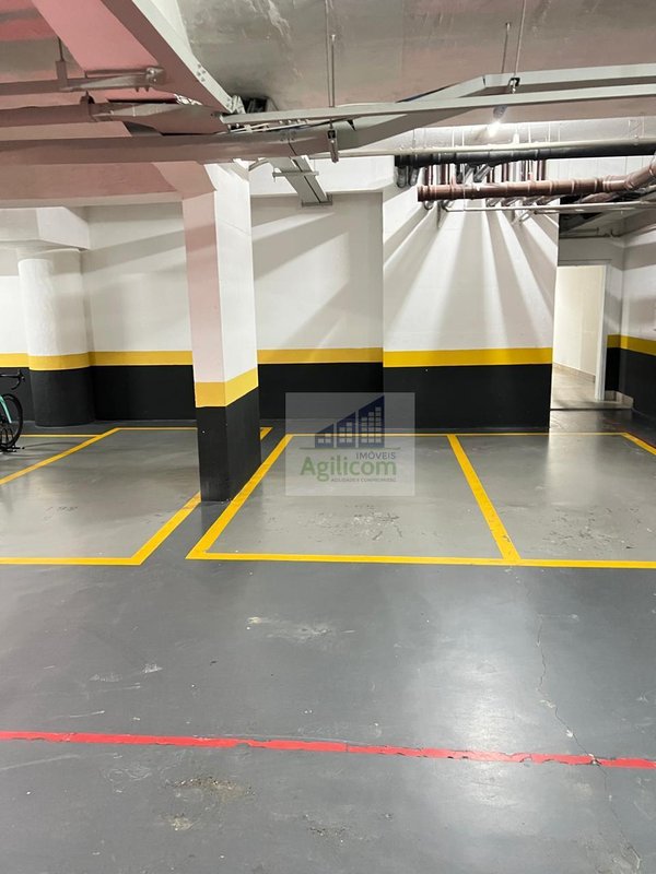 APARTAMENTO MOBILIADO PARA LOCAÇÃO EM VILA NOVA CONCEIÇÃO COM 2 SUÍTES E 3 VAGAS Rua Diogo Jácome São Paulo - 