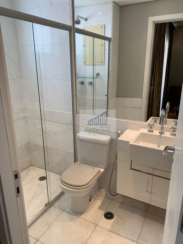 APARTAMENTO MOBILIADO PARA LOCAÇÃO EM VILA NOVA CONCEIÇÃO COM 2 SUÍTES E 3 VAGAS Rua Diogo Jácome São Paulo - 