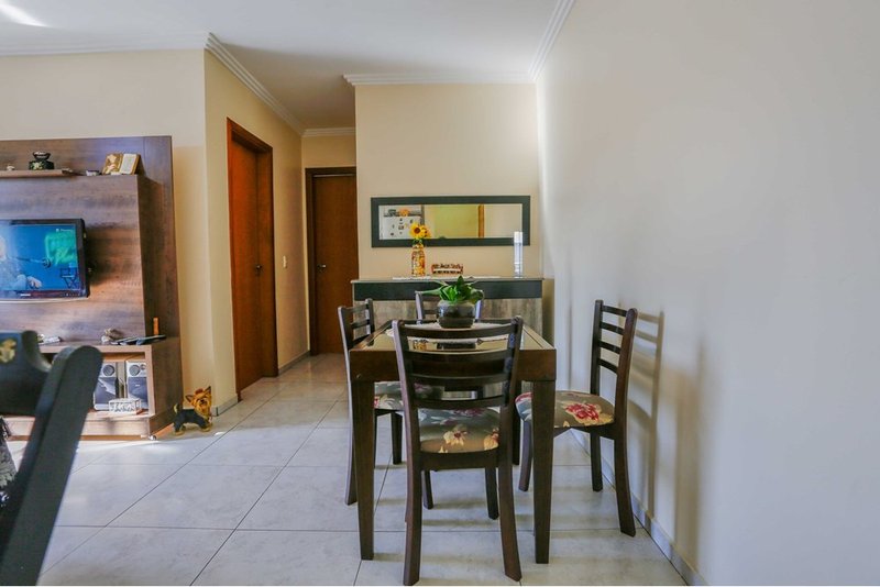 Apartamento À VENDA, 66m - 2 Dorm. 1 Suite - R$ 285.000 - Vila Barão - Sorocaba SP Rua Demanda do Valle Blaseck Sorocaba - 