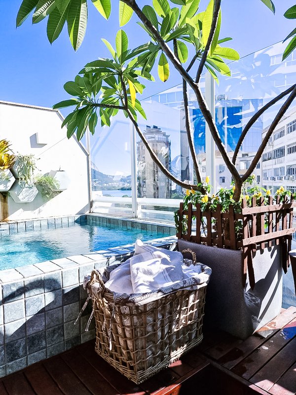 Cobertura duplex no Humaitá - Rio de Janeiro - 