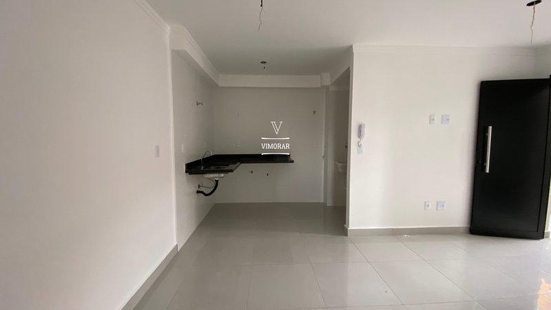 Apartamento 2 dormitórios + área de serviço - São Paulo - 