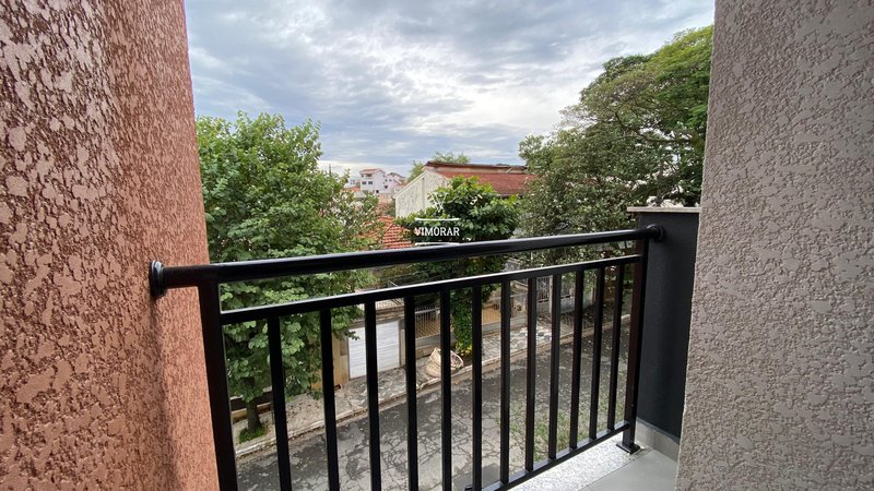 Apartamento 2 dormitórios + área de serviço - São Paulo - 
