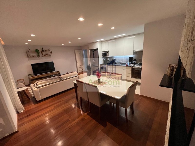 APARTAMENTO À VENDA EM VILA MASCOTE COM 2 DORMITÓRIOS E 2 VAGAS DE GARAGEM Rua Arapá São Paulo - 