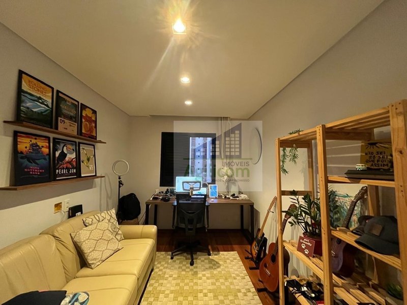 APARTAMENTO À VENDA EM VILA MASCOTE COM 2 DORMITÓRIOS E 2 VAGAS DE GARAGEM Rua Arapá São Paulo - 