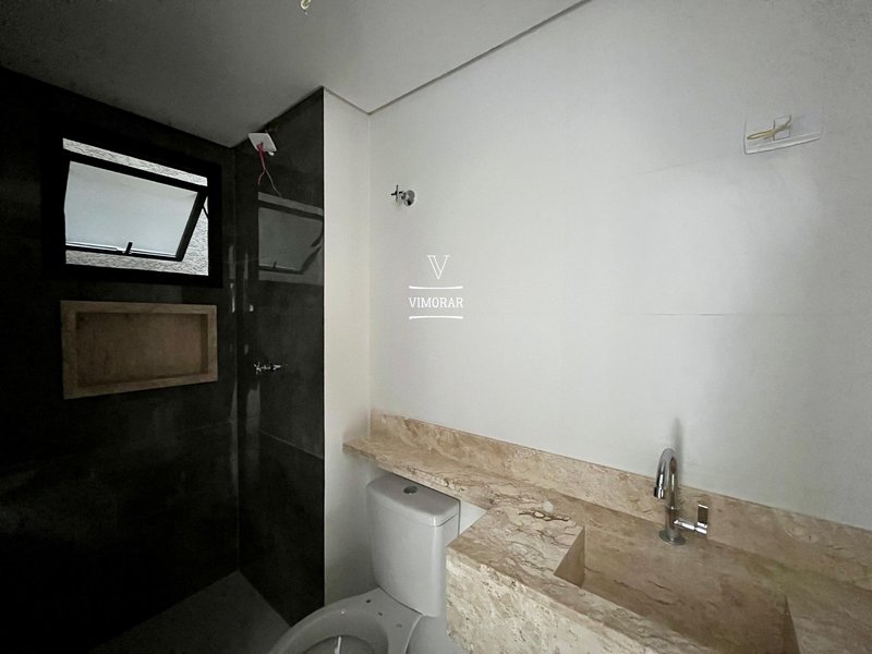 Apartamento 2 dormitórios + área de serviço - São Paulo - 