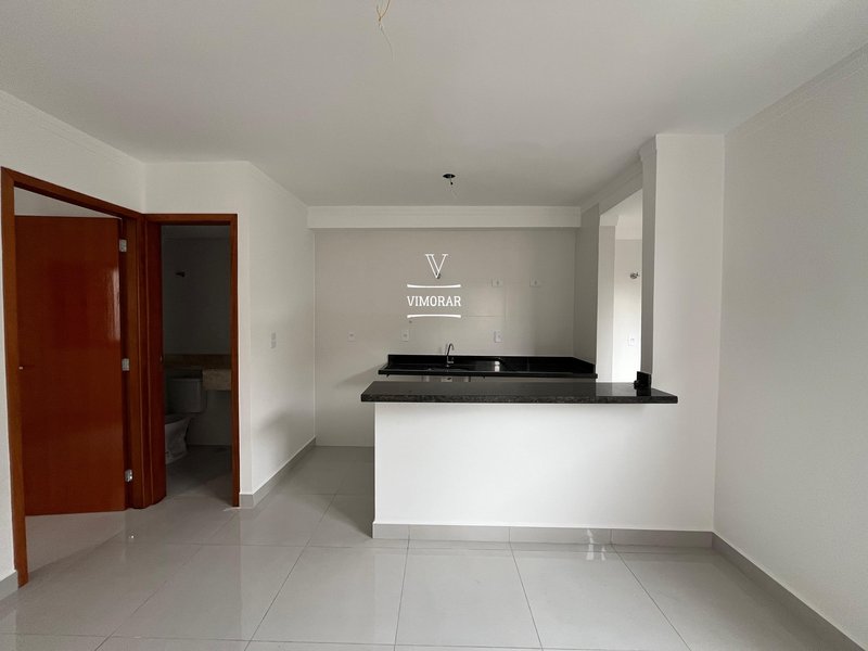 Apartamento 2 dormitórios + área de serviço - São Paulo - 