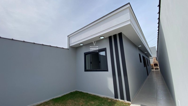 Casa térrea 2 dormitórios sendo 1 suíte + 2 vagas de garagem - Itaquaquecetuba - 