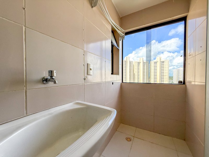 Lindo Apartamento Sun Towers - 2/4 com suite - Pitimbú Rua dos Pintassilgos Natal - 