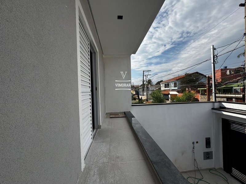 Sobrado 3 suítes + 4 vagas de garagem - Guarulhos - 