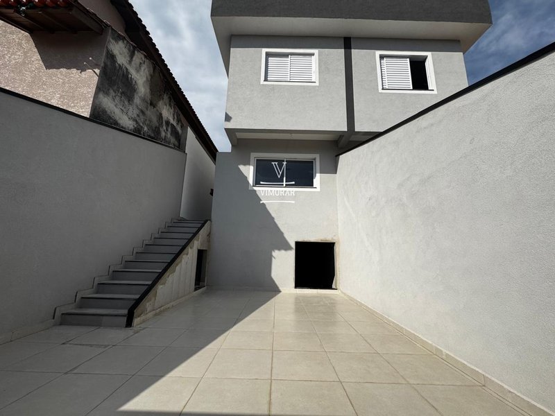 Sobrado 3 suítes + 4 vagas de garagem - Guarulhos - 