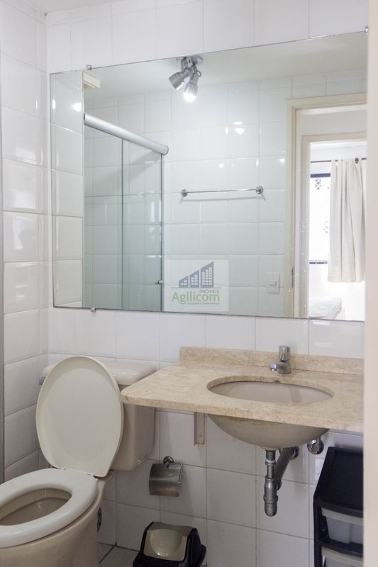 APARTAMENTO À VENDA E PARA LOCAÇÃO EM VILA OLÍMPIA, COM 1 DORMITÓRIO E 1 VAGA DE GARAGEM Rua das Fiandeiras São Paulo - 