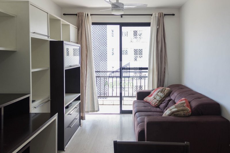 APARTAMENTO À VENDA E PARA LOCAÇÃO EM VILA OLÍMPIA, COM 1 DORMITÓRIO E 1 VAGA DE GARAGEM Rua das Fiandeiras São Paulo - 