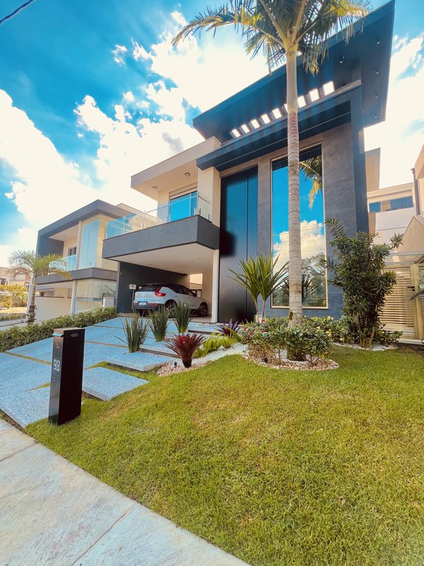 Casa em condomínio Fazenda Rodeio Bella Citta Avenida Expedicionário José Barca Mogi das Cruzes - 