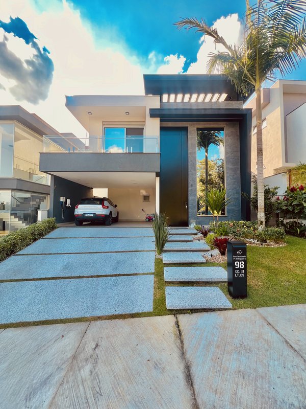 Casa em condomínio Fazenda Rodeio Bella Citta Avenida Expedicionário José Barca Mogi das Cruzes - 