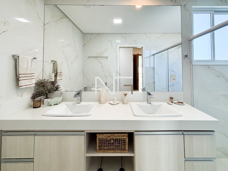 Casa Aconchegante com 4 Quartos e Lazer Perfeito para a Família! Rodovia do Sol Vila Velha - 