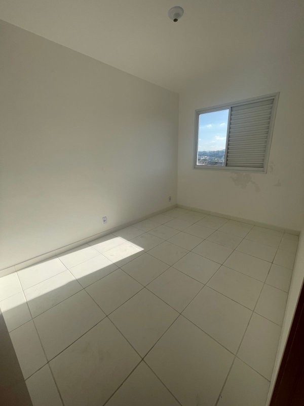 LINDO APARTAMENTO NO RESIDENCIAL BABILONIA - Franco da Rocha - 