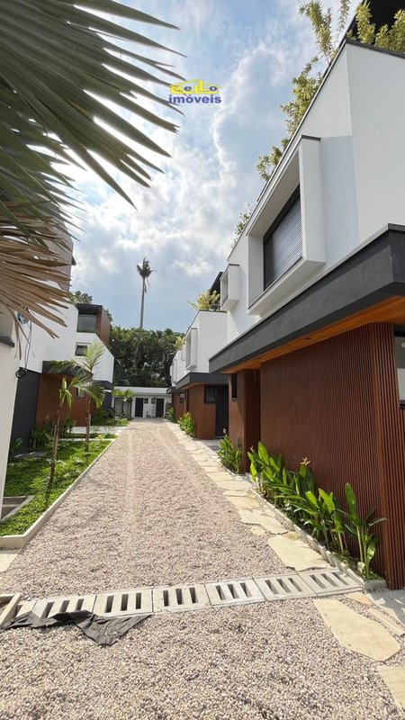 Lançamento Exclusivo - Praia da Barra do Sahy - Condomínio Alto Padrão no Litoral Norte Avenida Adelino Tavares São Sebastião - 