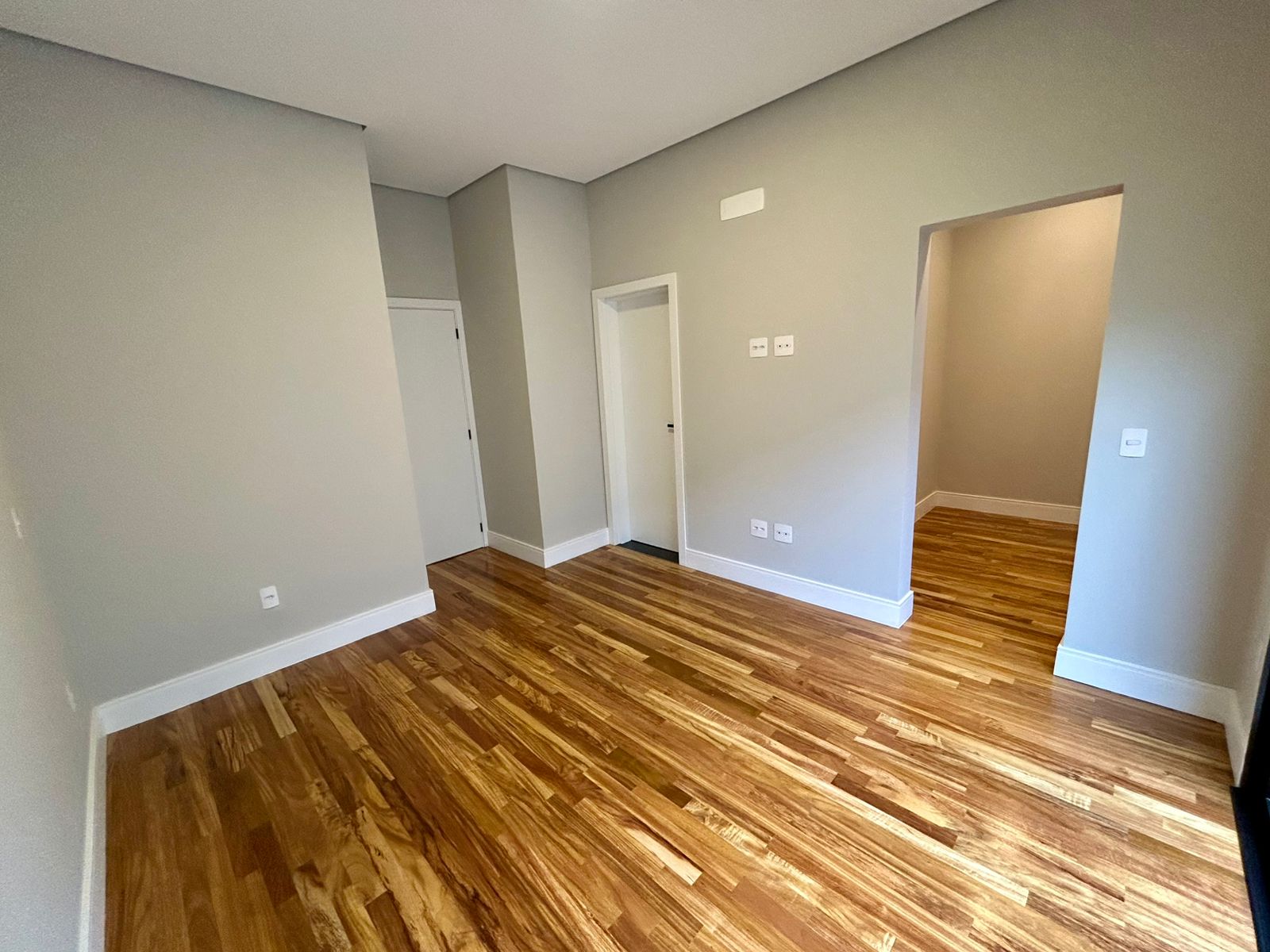 Casa com 3 dormit&oacute;rios &agrave; venda, 225 m&sup2; - Alphaville Nova Esplanada IV - Votorantim - SP Alameda Nova Zelândia Votorantim - 