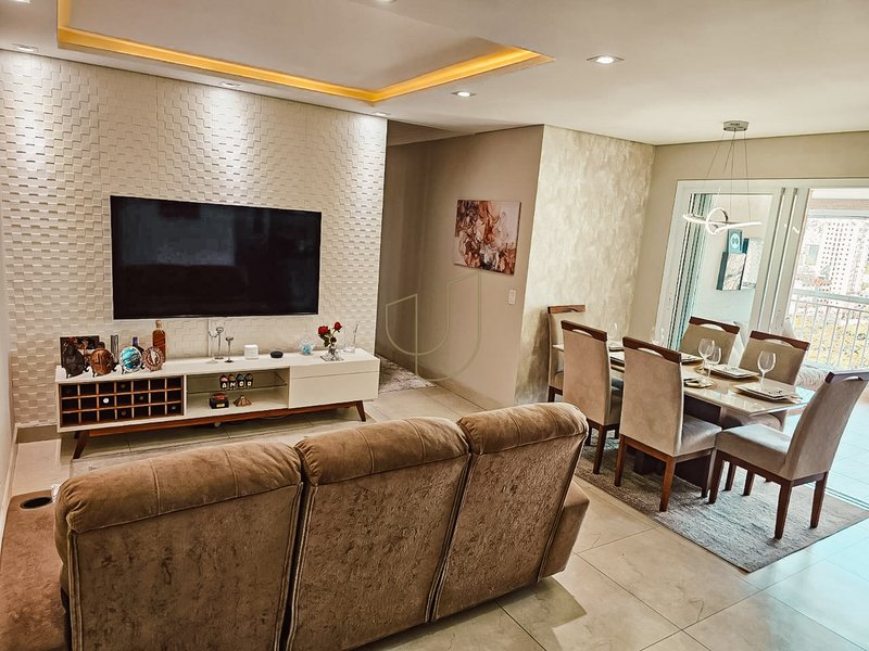 Apartamento com 3 Dormitórios no Edifício United Homes Avenida Thomas Edison São Paulo - 