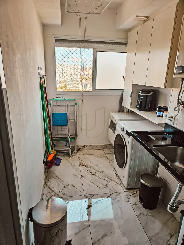 Apartamento com 3 Dormitórios no Edifício United Homes Avenida Thomas Edison São Paulo - 