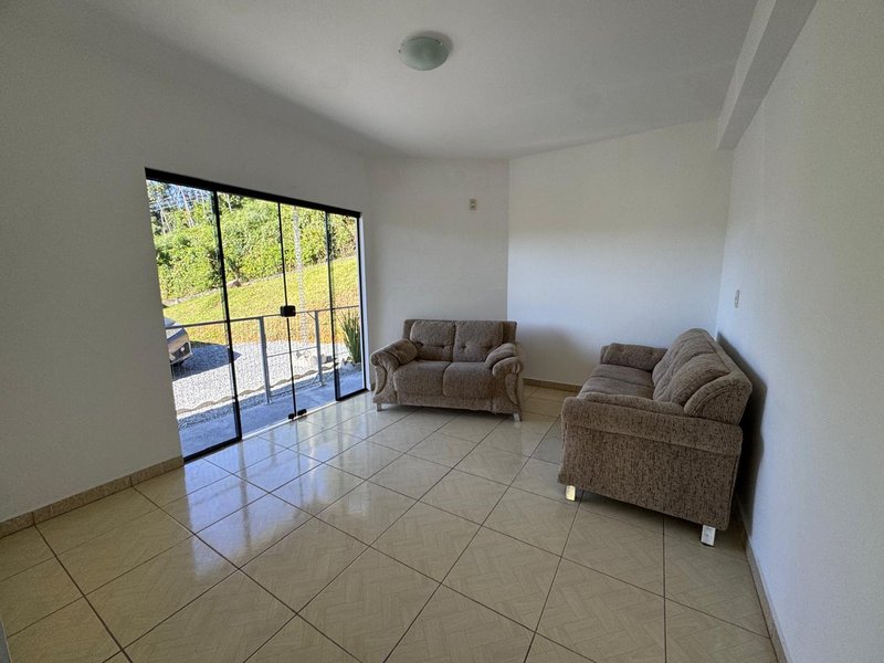 Casa no bairro dos Estados - Timbó - 
