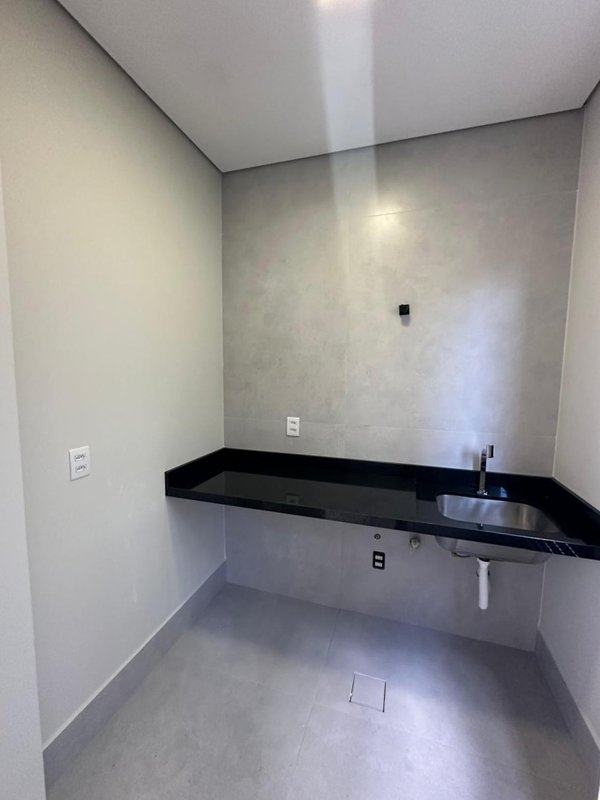 Sobrado de Alto Padrão com Piscina no Condomínio Mosaico Essence – 191m² - Mogi das Cruzes - 