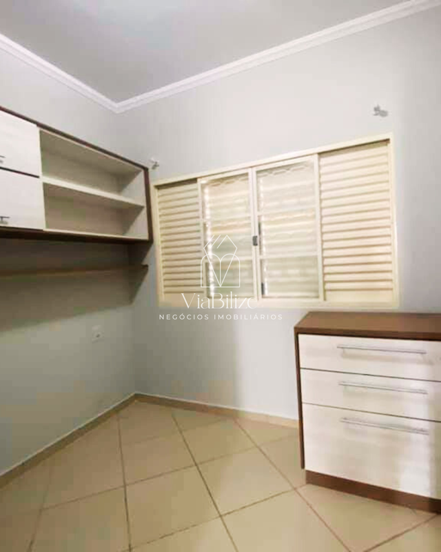 Casa à venda no bairro Parque dos Eucaliptos - Mogi Guaçu - 
