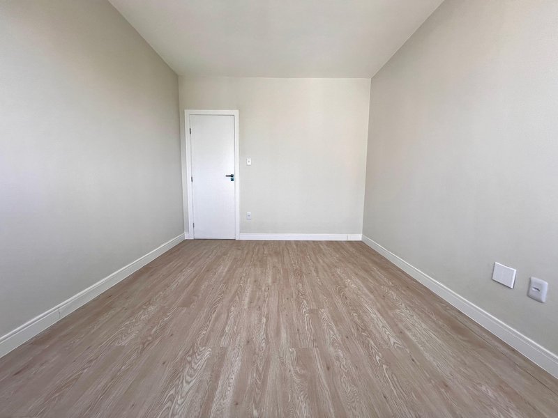 APARTAMENTO VISTA MAR 3 QUARTOS SUÍTE GARAGEM À VENDA EM ONDINA! Rua Ranulfo Oliveira Salvador - 