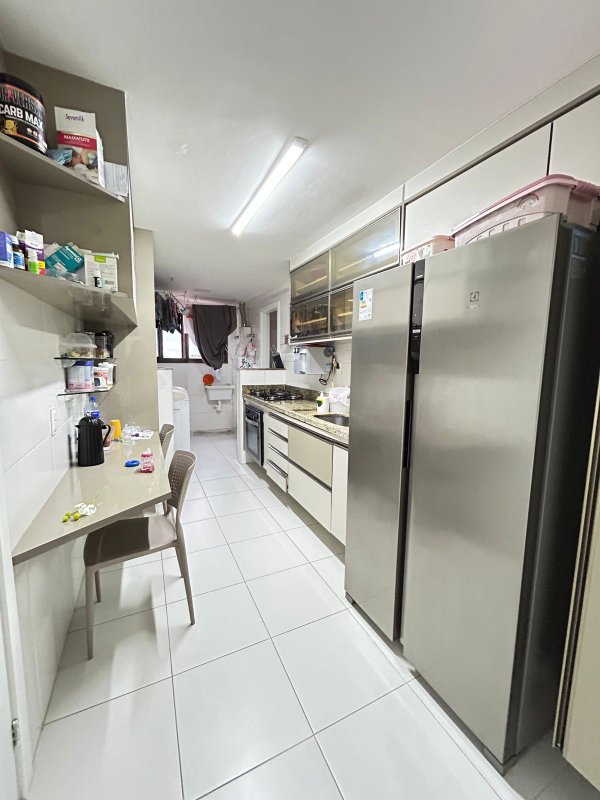 APARTAMENTO NASCENTE 3 SUÍTES, LAVABO, CLIMATIZADO 3 GARAGENS À VENDA NA BARRA! Rua José Pancetti Salvador - 