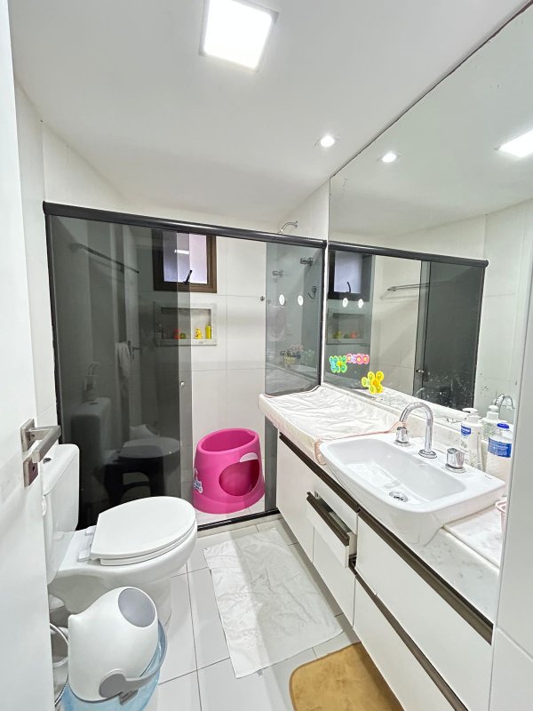 APARTAMENTO NASCENTE 3 SUÍTES, LAVABO, CLIMATIZADO 3 GARAGENS À VENDA NA BARRA! Rua José Pancetti Salvador - 
