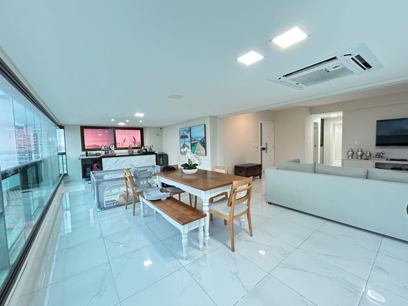 APARTAMENTO NASCENTE 3 SUÍTES, LAVABO, CLIMATIZADO 3 GARAGENS À VENDA NA BARRA! Rua José Pancetti Salvador - 