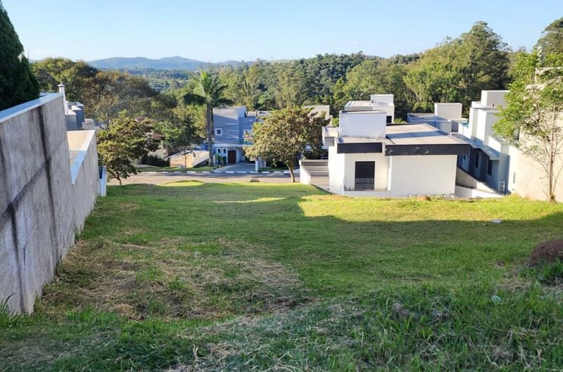 Terreno à venda com projeto já aprovado Rua Sabiá Santana de Parnaíba - 