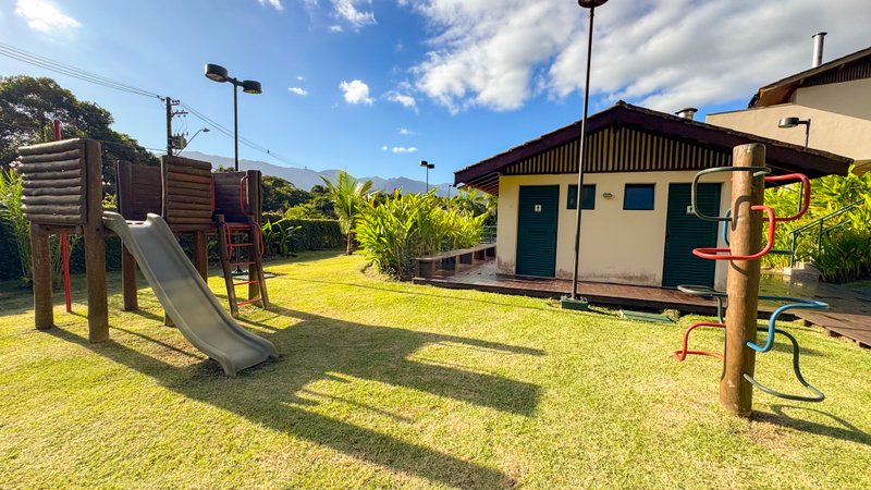 Casa com vista para mata na praia de Barra do Una - À VENDA Estrada Municipal do Una São Sebastião - 