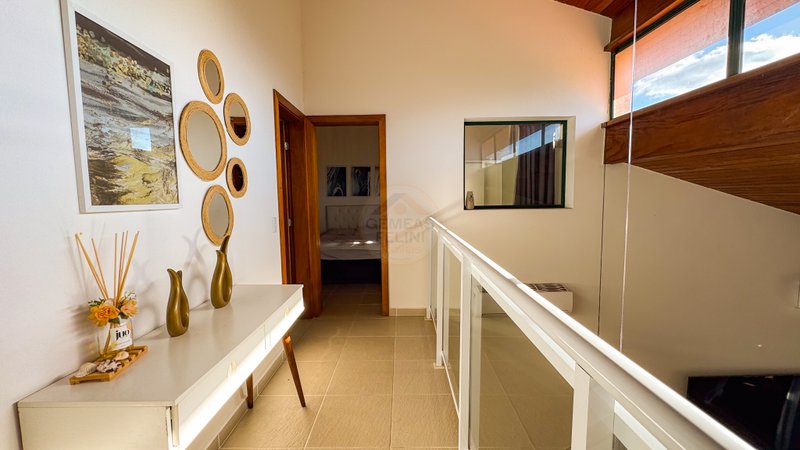 Casa com vista para mata na praia de Barra do Una - À VENDA Estrada Municipal do Una São Sebastião - 