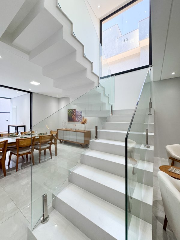 Belíssima casa à venda em condominio totalmente mobiliada Av Renova dos Santos Arujá - 
