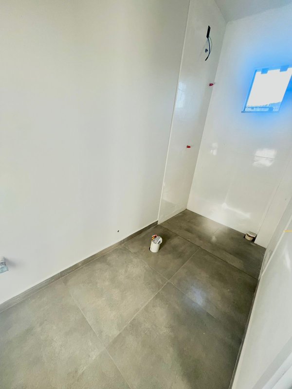CASA COM 1 SUÍTE MAIS 1 DORMITÓRIO NA LIMEIRA - Brusque - 