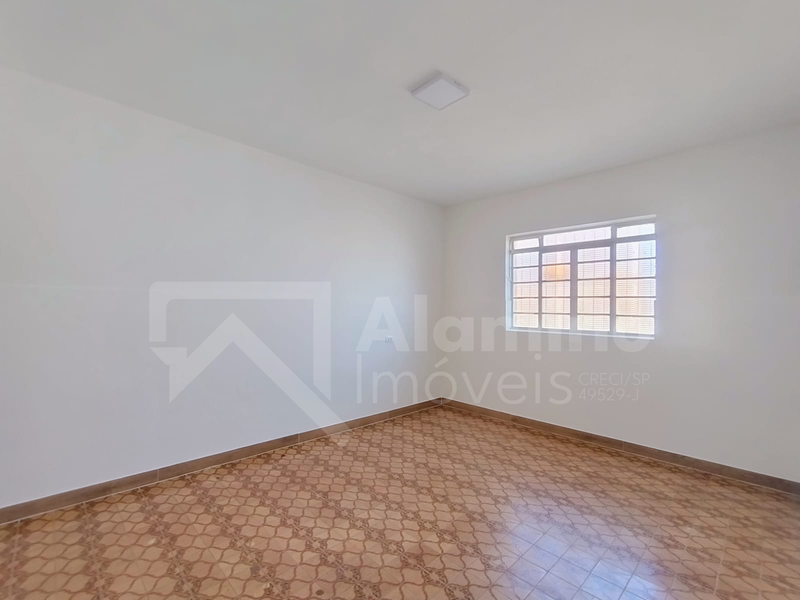 VILA CAMARGO - 2 RESIDÊNCIAS - 1 TÉRREA E 1 NO PRIMEIRO ANDAR - Bauru - 