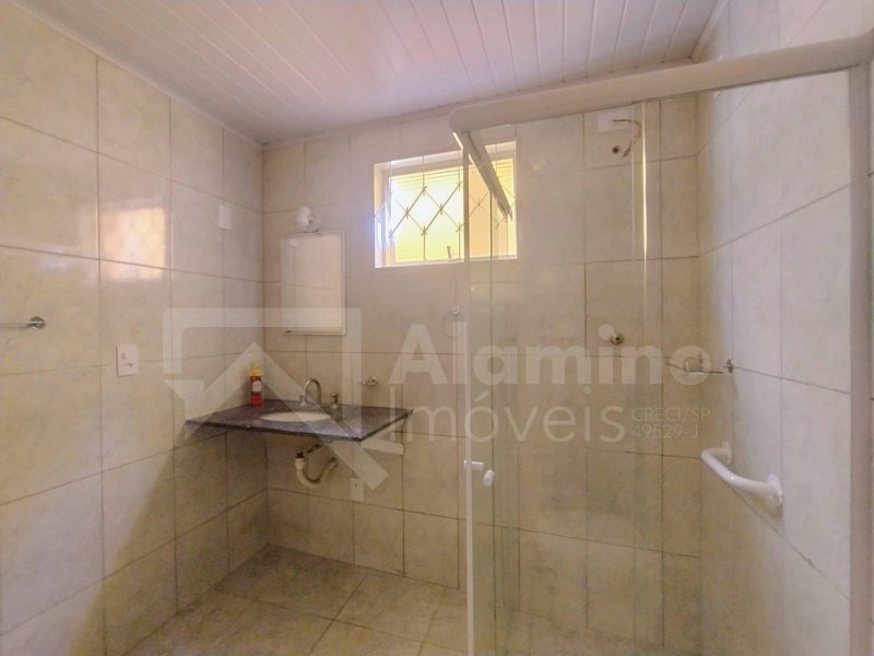 VILA CAMARGO - 2 RESIDÊNCIAS - 1 TÉRREA E 1 NO PRIMEIRO ANDAR - Bauru - 