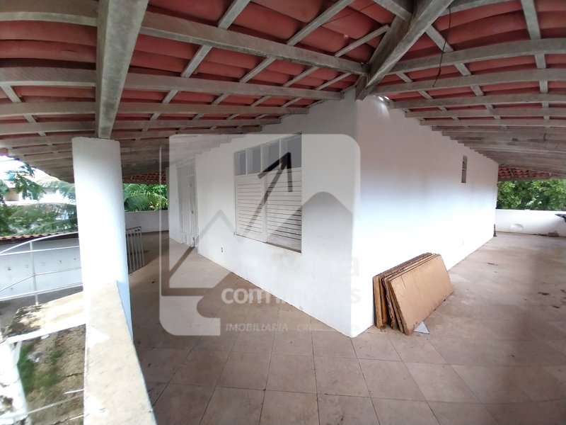 Aluguel R$ 7.000 Imóvel Comercial Área 3.300 m2, Estrada Coco em Barra Jacuípe - Camaçari - Camaçari - 