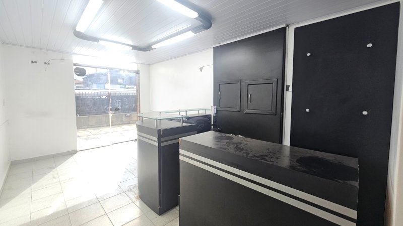Loja com 75m² em Santo Amaro 02 salas 03 banheiros Avenida Nossa Senhora do Sabará São Paulo - 