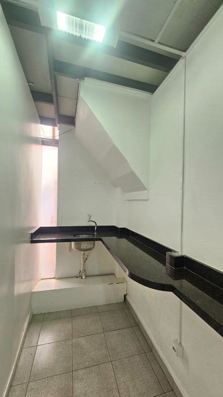 Loja com 75m² em Santo Amaro 02 salas 03 banheiros Avenida Nossa Senhora do Sabará São Paulo - 