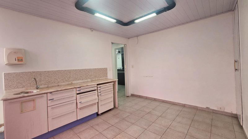 Loja com 75m² em Santo Amaro 02 salas 03 banheiros Avenida Nossa Senhora do Sabará São Paulo - 